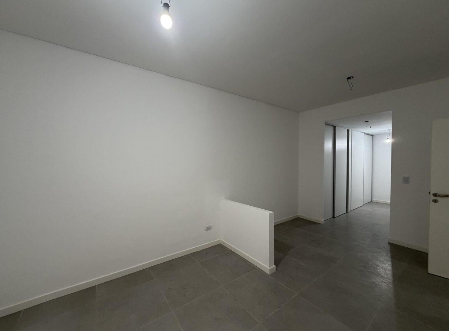Foto de Casa de Pasillo 1 dormitorio con patio, imagen 5