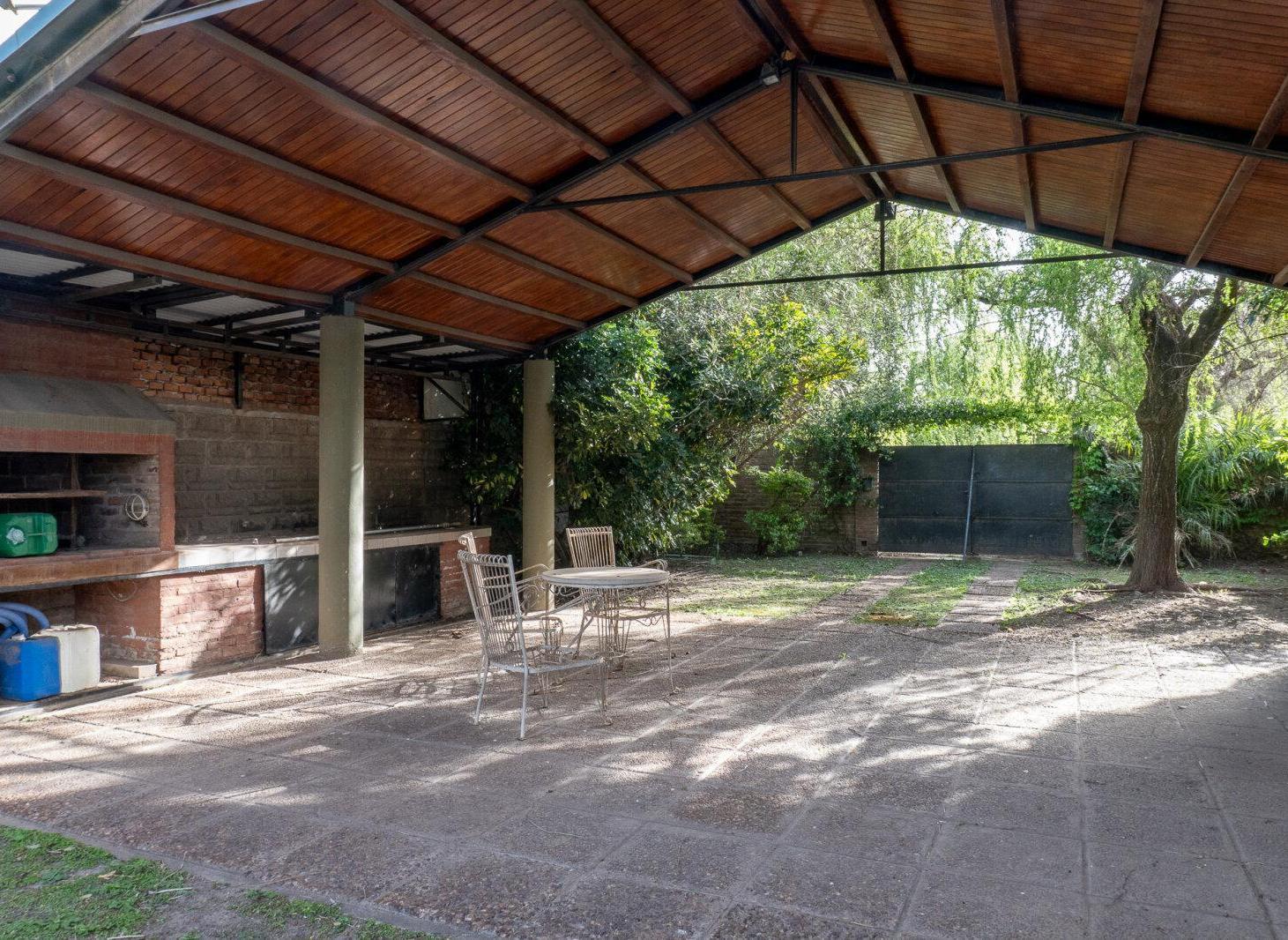 Foto de VENTA CADA DE DOS DORMITORIOS CON QUINCHO Y PILETA, imagen 5
