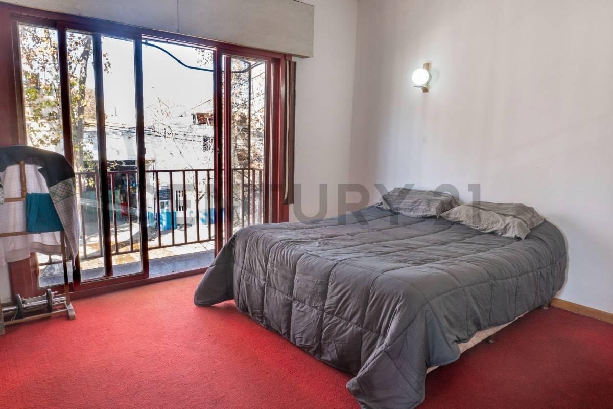 Foto de VENTA CASA 2 DORMITORIOS Y LOCAL COMERCIAL !, imagen 3