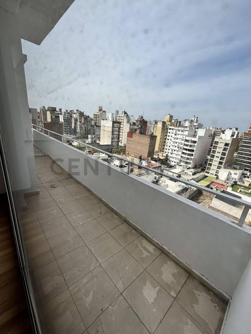 Piso Exclusivo 3 Dorm. Cochera Doble 1