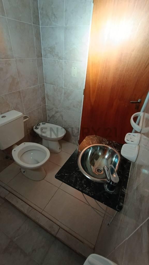 Ideal Inversión Departamentos + Locales Comerciales 2