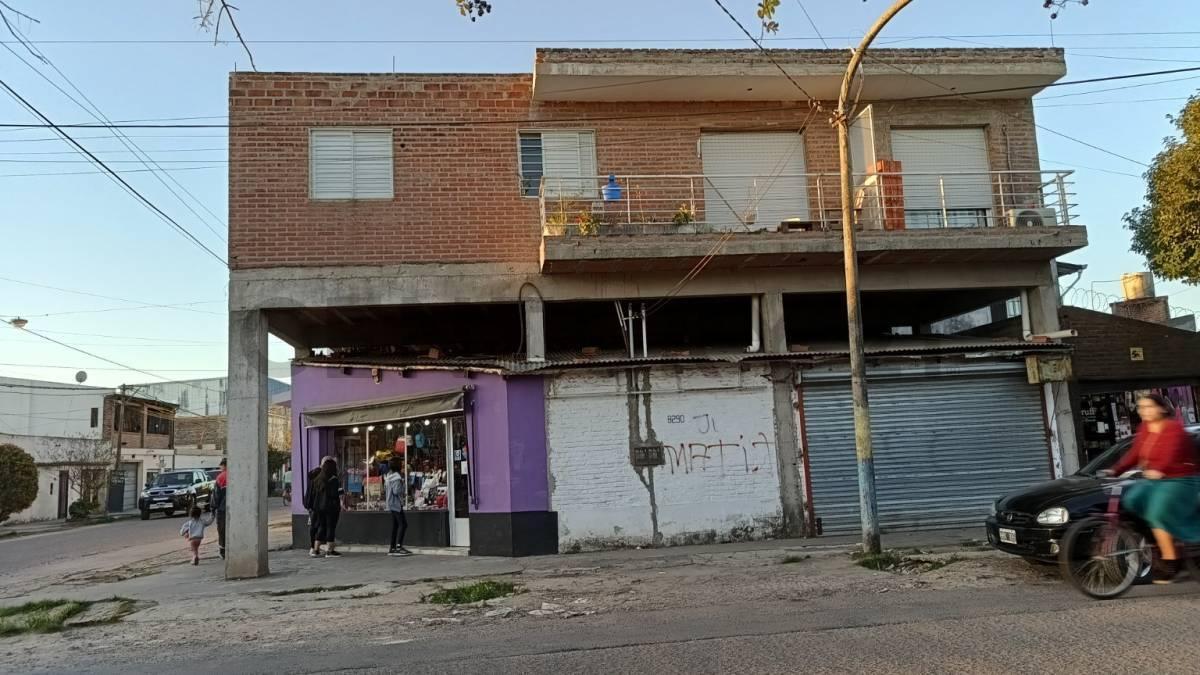 Ideal Inversión Departamentos + Locales Comerciales 4