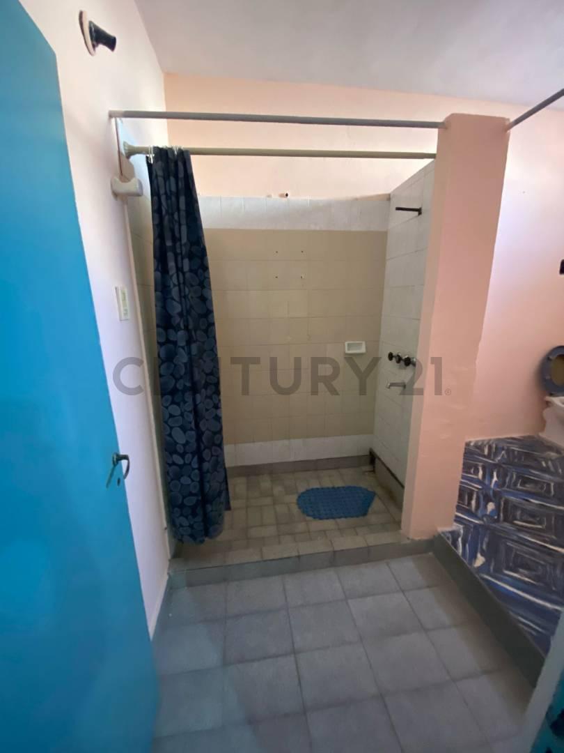 Venta de Casa en Barrio Azcuénaga 3