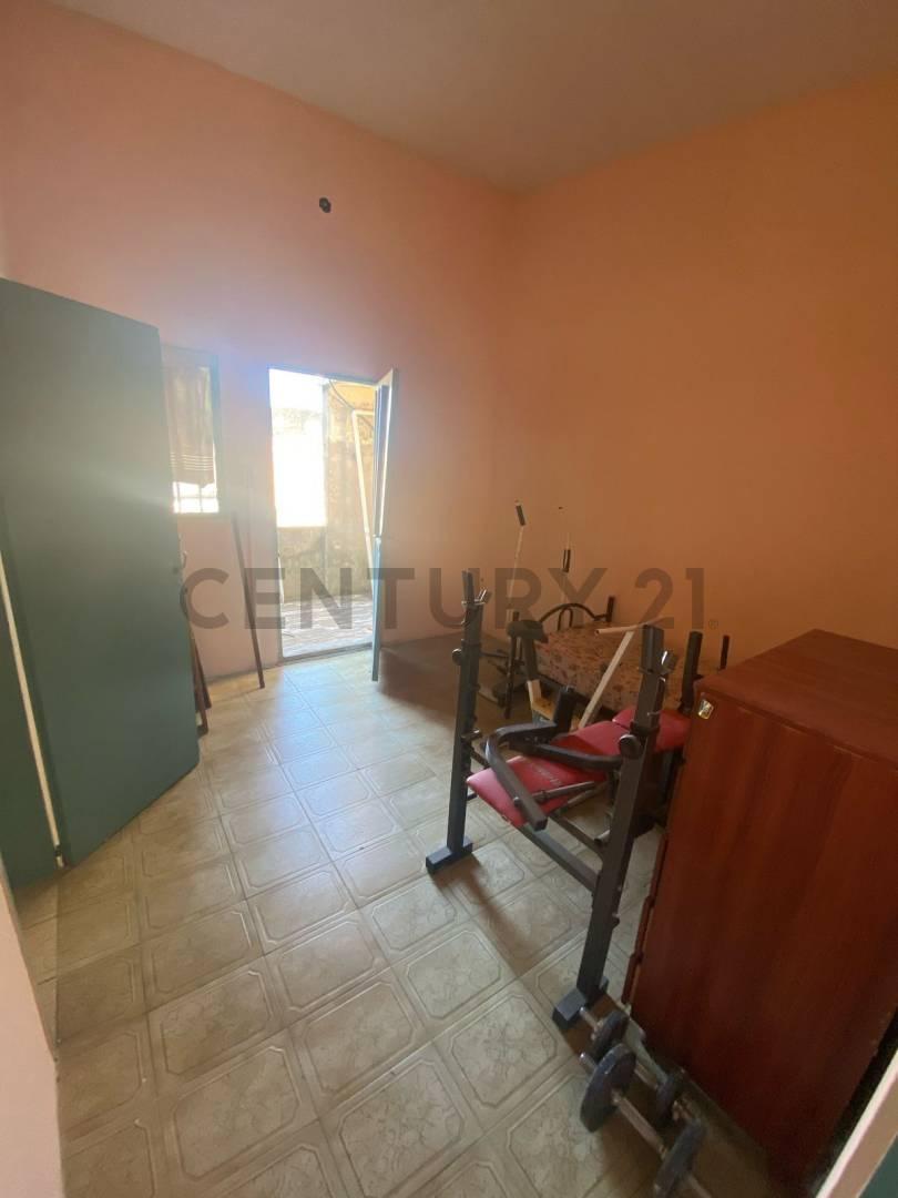 Venta de Casa en Barrio Azcuénaga 5