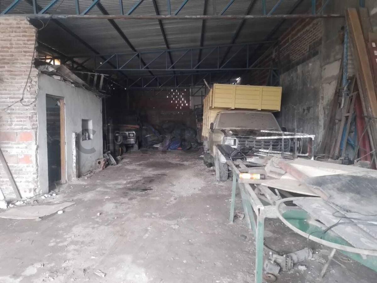 Venta de Galpón a Reciclar en Barrio Belgrano 2
