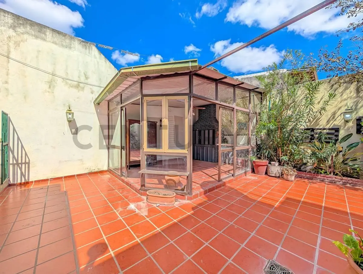 CASA | 7 AMBIENTES | QUINCHO | TERRAZA | 2