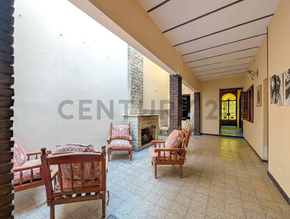 CASA | 7 AMBIENTES | QUINCHO | TERRAZA | 4