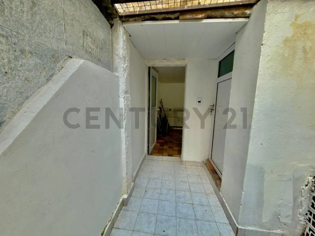DEPTO | 4 AMBIENTES | PATIO | RECICLADO A NUEVO | LAVADERO | CENTRO ROSARIO 3
