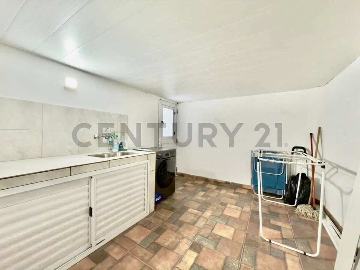 DEPTO | 4 AMBIENTES | PATIO | RECICLADO A NUEVO | LAVADERO | CENTRO ROSARIO 5
