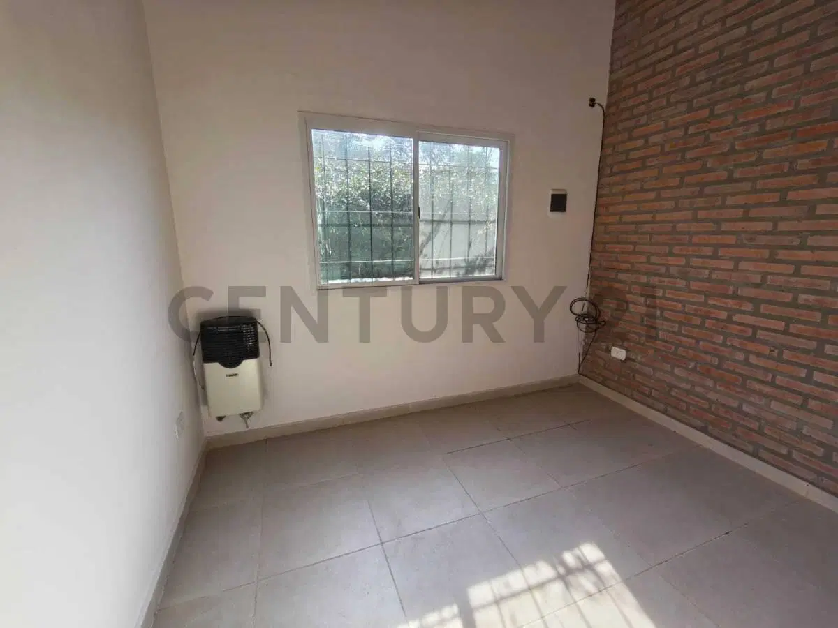 CASA | 3 AMBIENTES | GRAN PARQUE | EXCELENTE UBICACIÓN | PARRILLERO | FUNES 5
