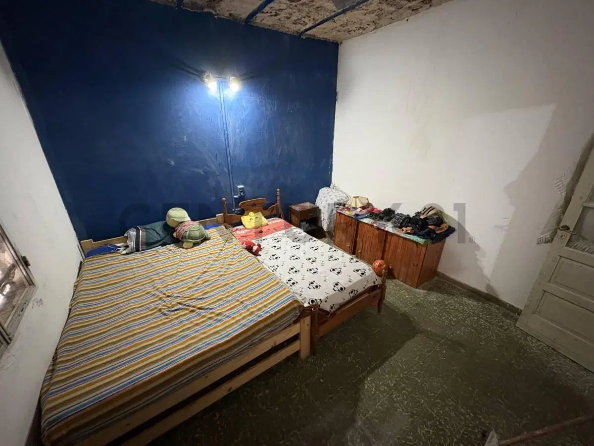 VENTA - CASA CON DOS DEPARTAMENTOS INTERNOS - ROSARIO 2