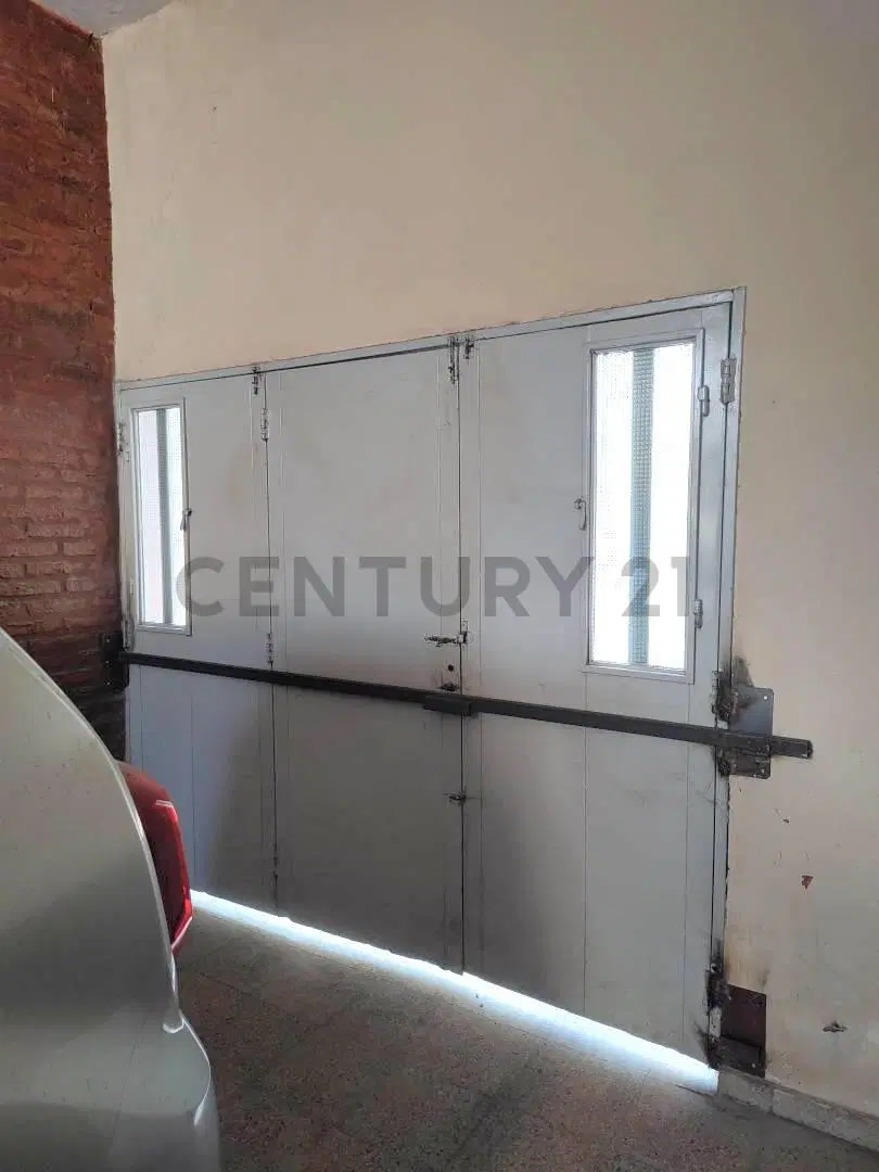 Venta de casa de frente con dos dormitorios en Barrio Ludueña - Rosario 5