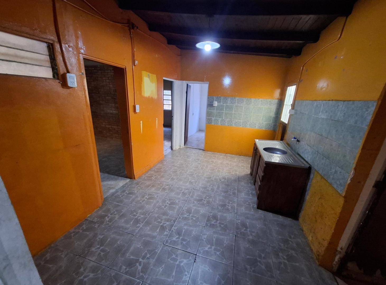 Foto de Casa en venta - 3 dormitorio - Granadero Baigorria., imagen 1
