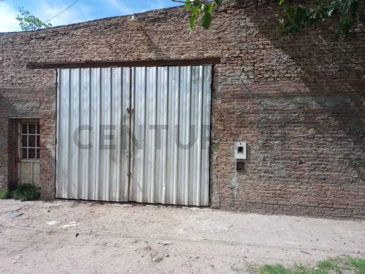 Venta de Galpón a reciclar en Barrio Belgrano - Rosario 4