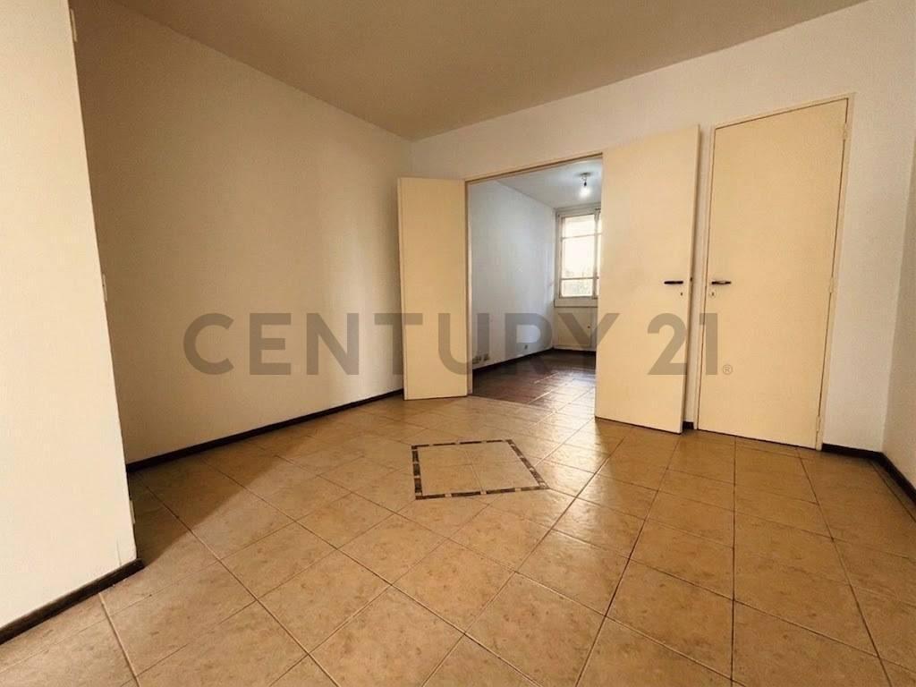 Foto de Venta - Departamento 1 Dormitorio - Barrio Martin - Rosario, imagen 2
