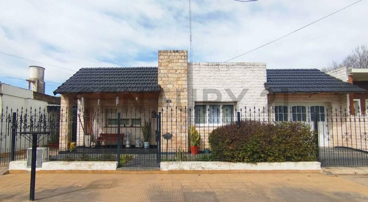 Foto de CASA EN VENTA 2 DORMITORIOS- SANFORD SANTA FE, imagen 3