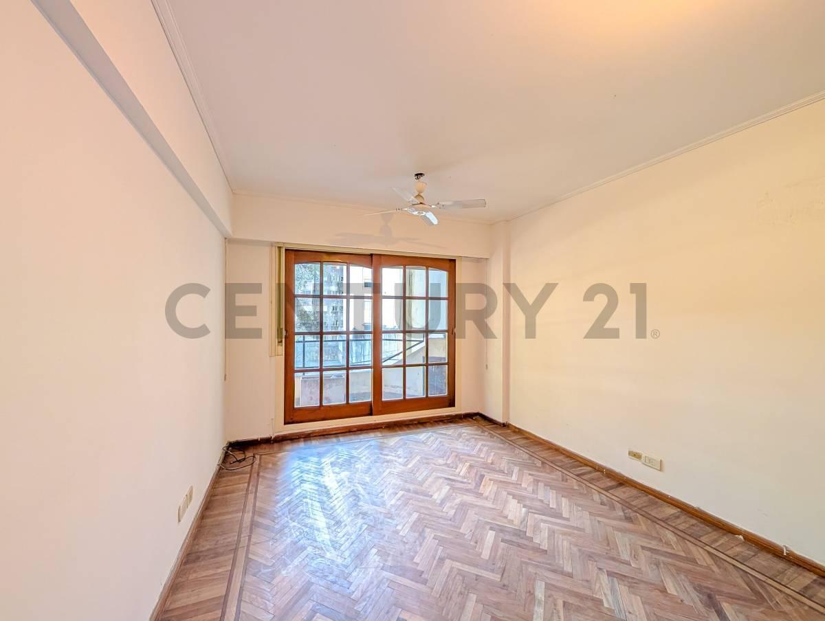 Foto de VENTA DEPARTAMENTO - 3 DORMITORIOS - BALCÓN AMPLIO - CENTRO ROSARIO, imagen 5