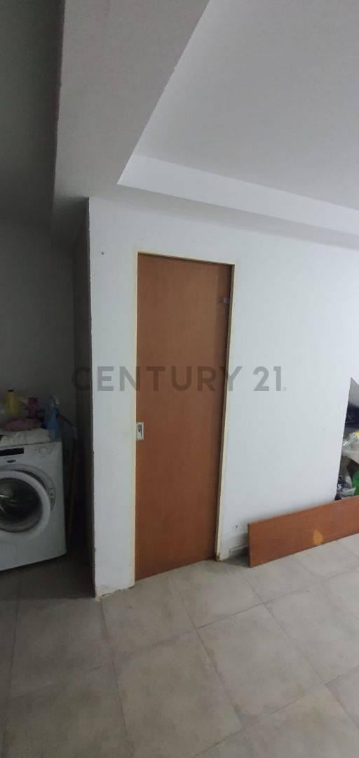 Foto de RETASADO !!! En Venta Triplex !, imagen 2