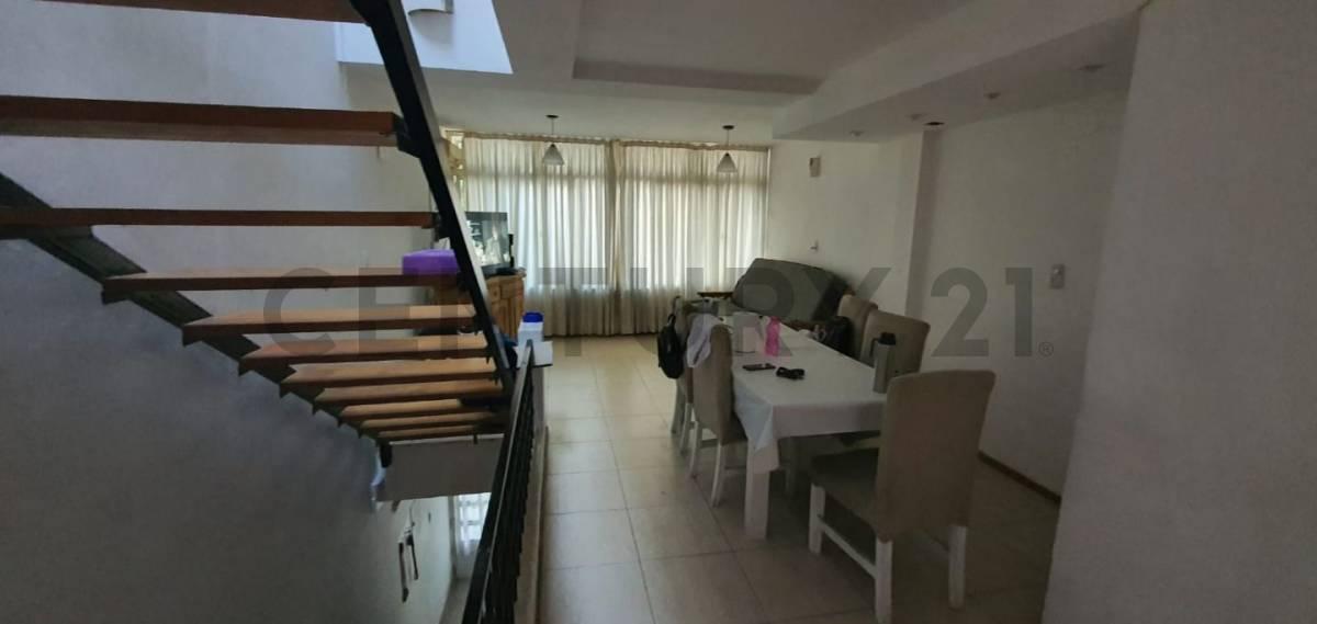 Foto de RETASADO !!! En Venta Triplex !, imagen 1