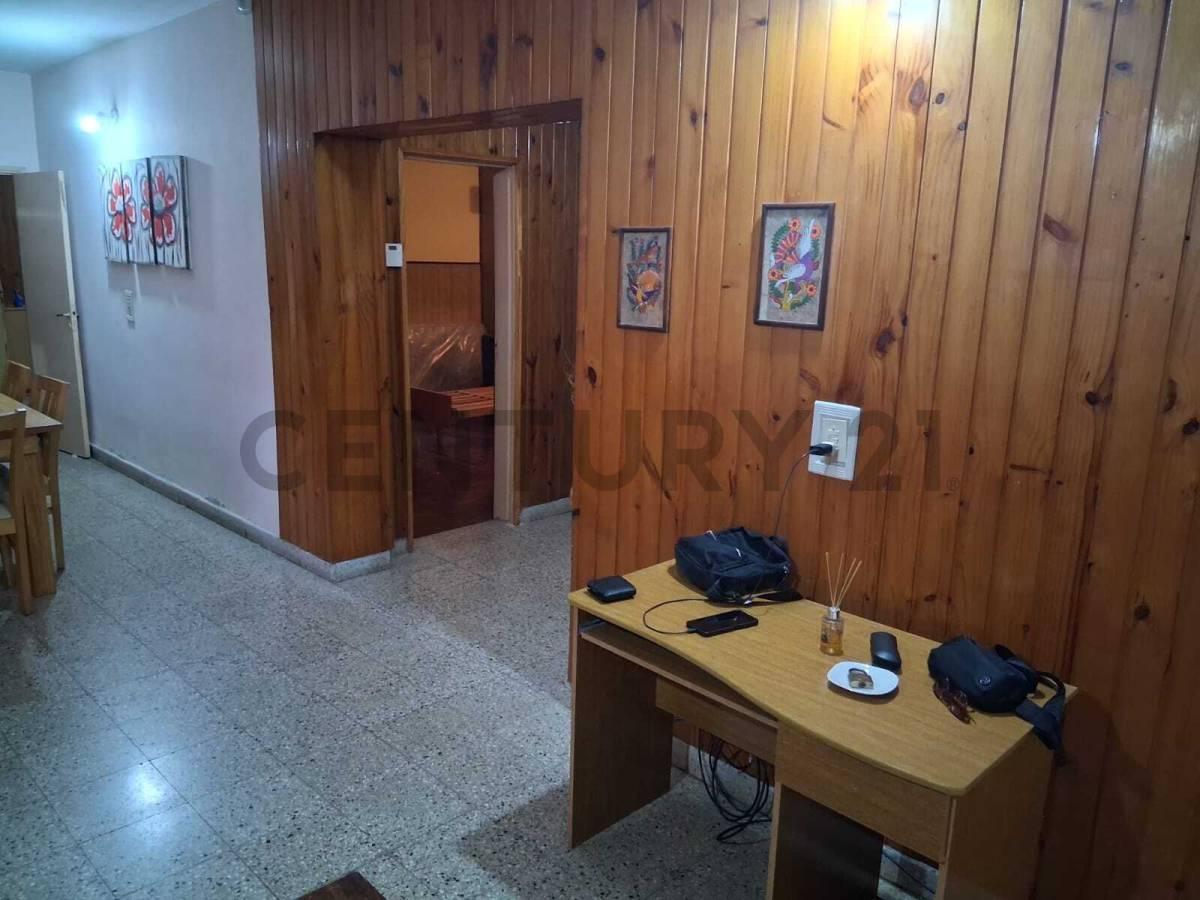 Foto de VENTA - CASA EN CAPITAN BERMUDEZ, imagen 3