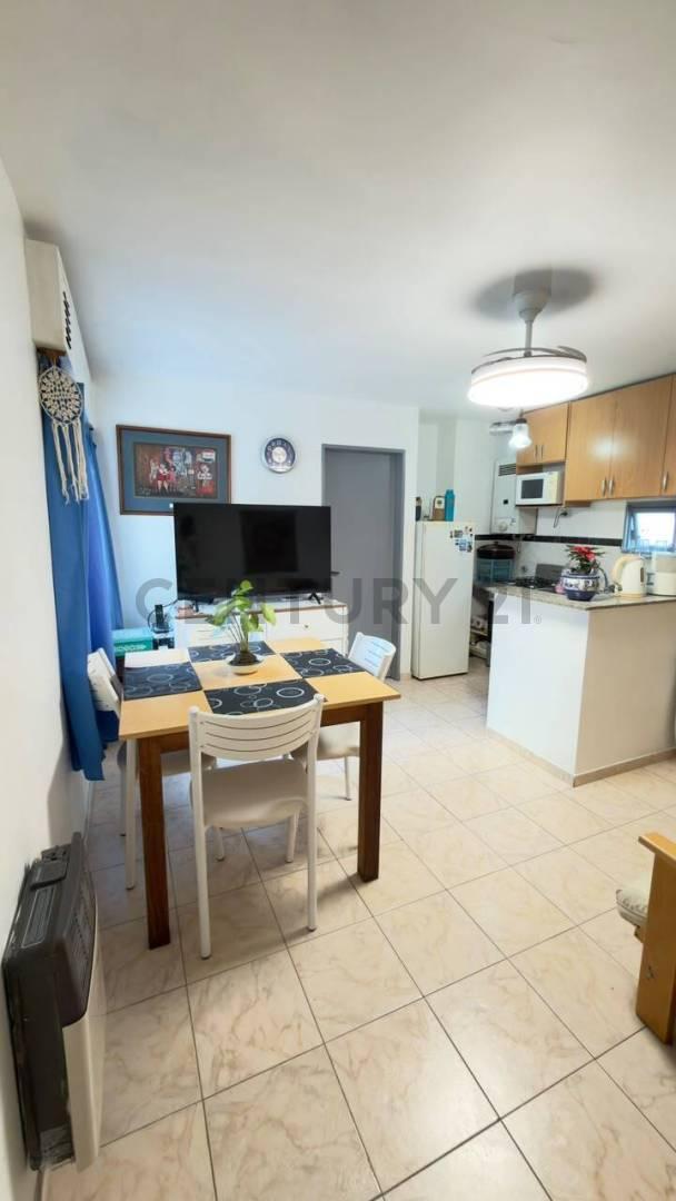 Foto de VENTA DEPARTAMENTO 1 DORMITORIO- ROSARIO- TERRAZA USO COMUN- APTO, imagen 1