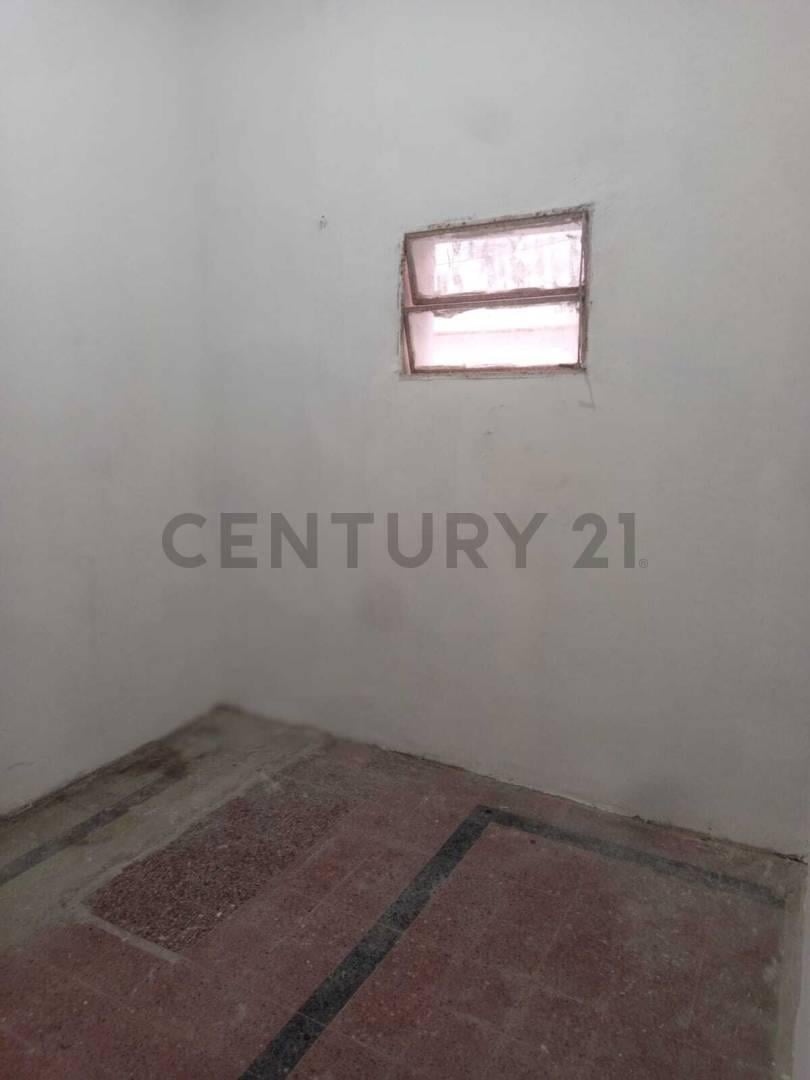 Foto de VENTA CASA - 2 DORMITORIOS - BARRIO CINCO ESQUINAS - ROSARIO - SANTA FE, imagen 5