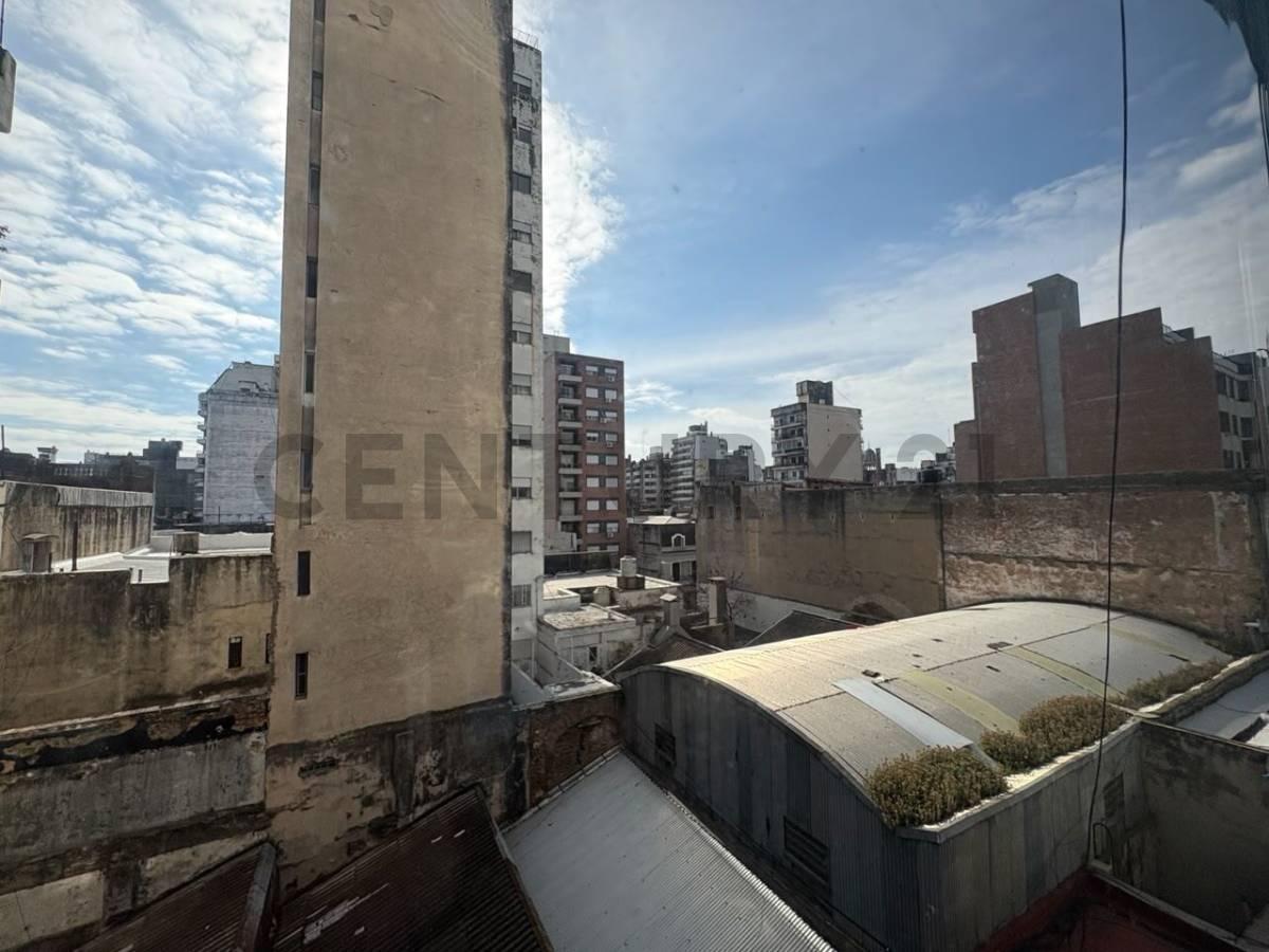 Foto de VENTA DEPARTAMENTO - 2 DORMITORIOS - LUMINOSO - FRENTE A LA PLAZA, imagen 5