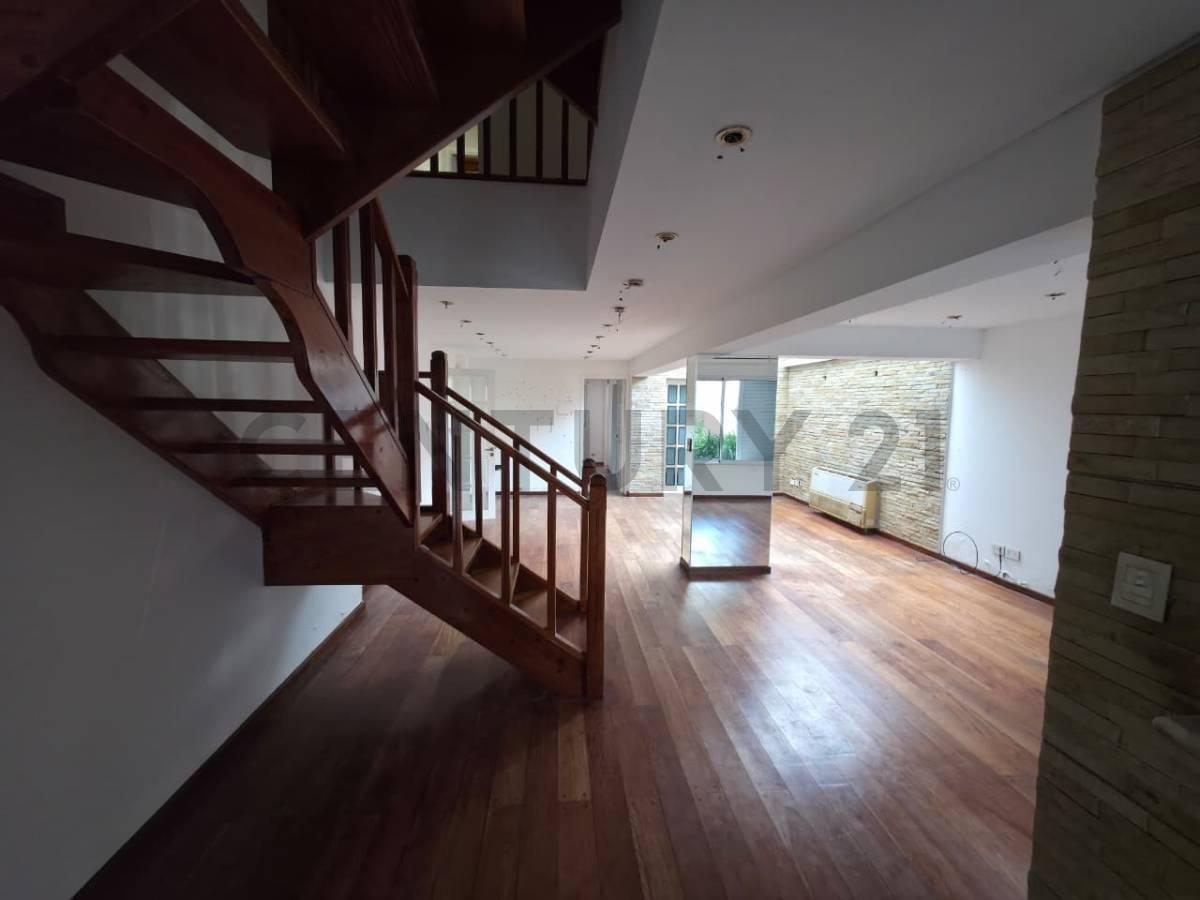 Foto de EN VENTA ! CASA 6 DORMITORIOS - CAÑADA DE GÓMEZ, imagen 3