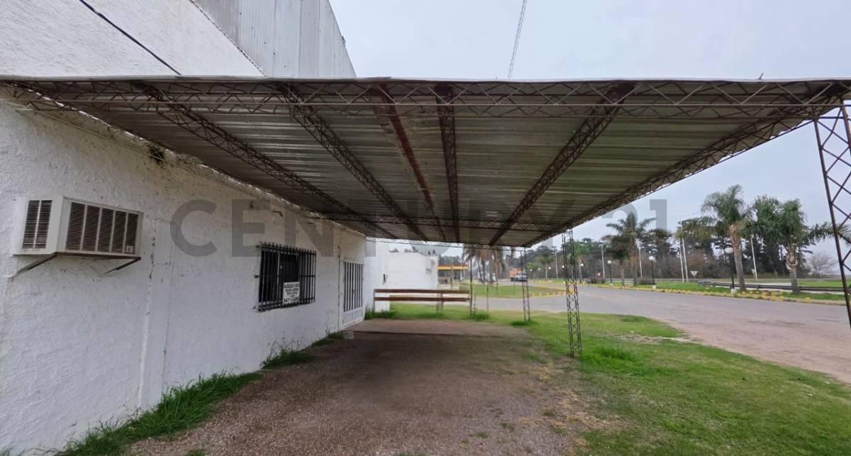 Foto de EN VENTA GALPÓN CON OFICINAS - GENERAL ROCA - CÓRDOBA, imagen 4