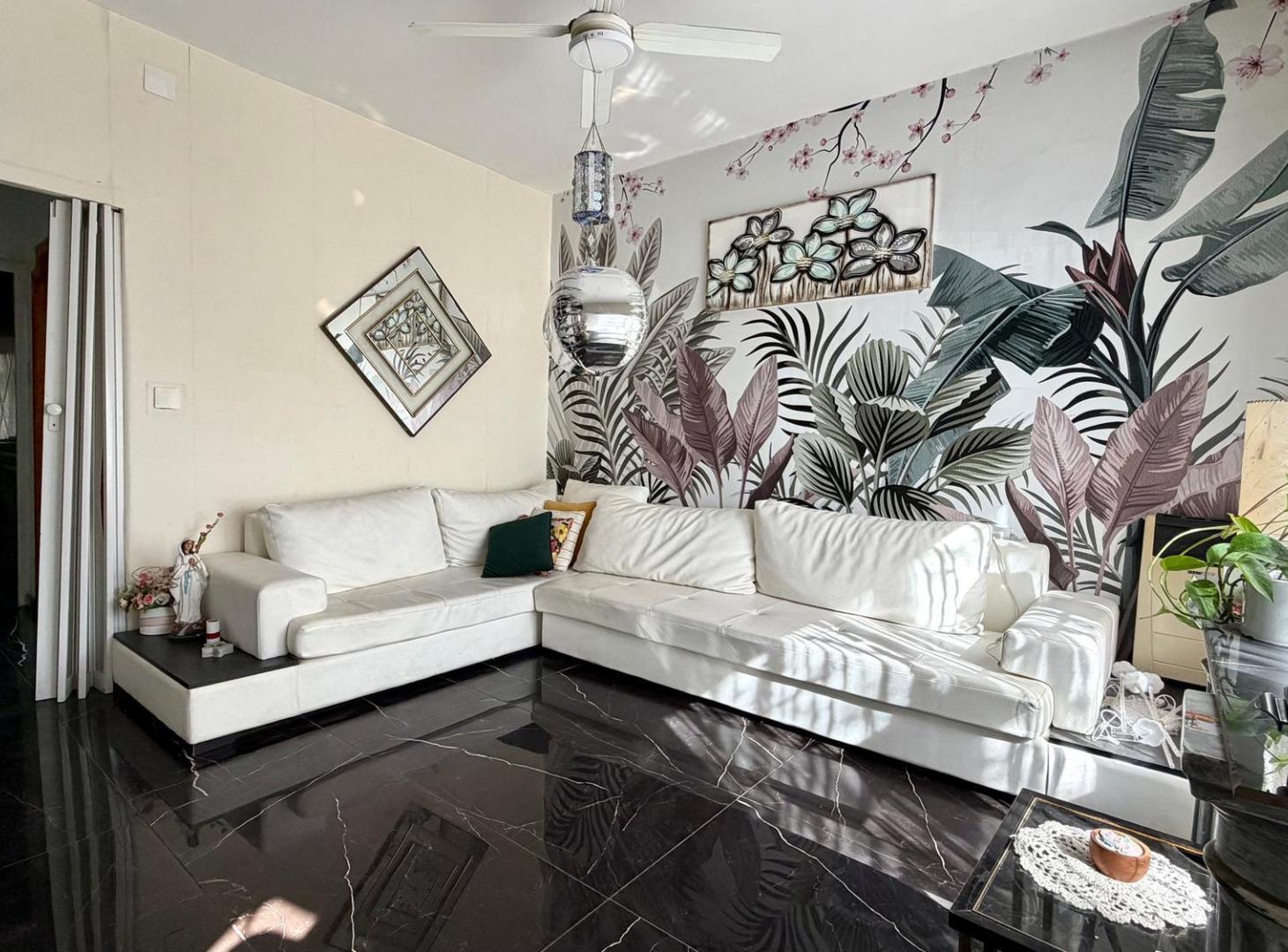 Foto de Casa en venta - 4 dormitorios - Tiro Suizo, imagen 3