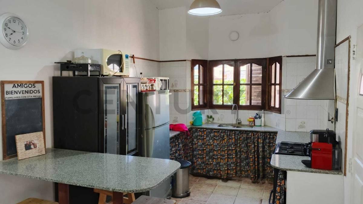 Foto de Retasada !!! EN VENTA - CASA 2 DOMITORIOS - CARCARAÑA - 390 M2, imagen 2