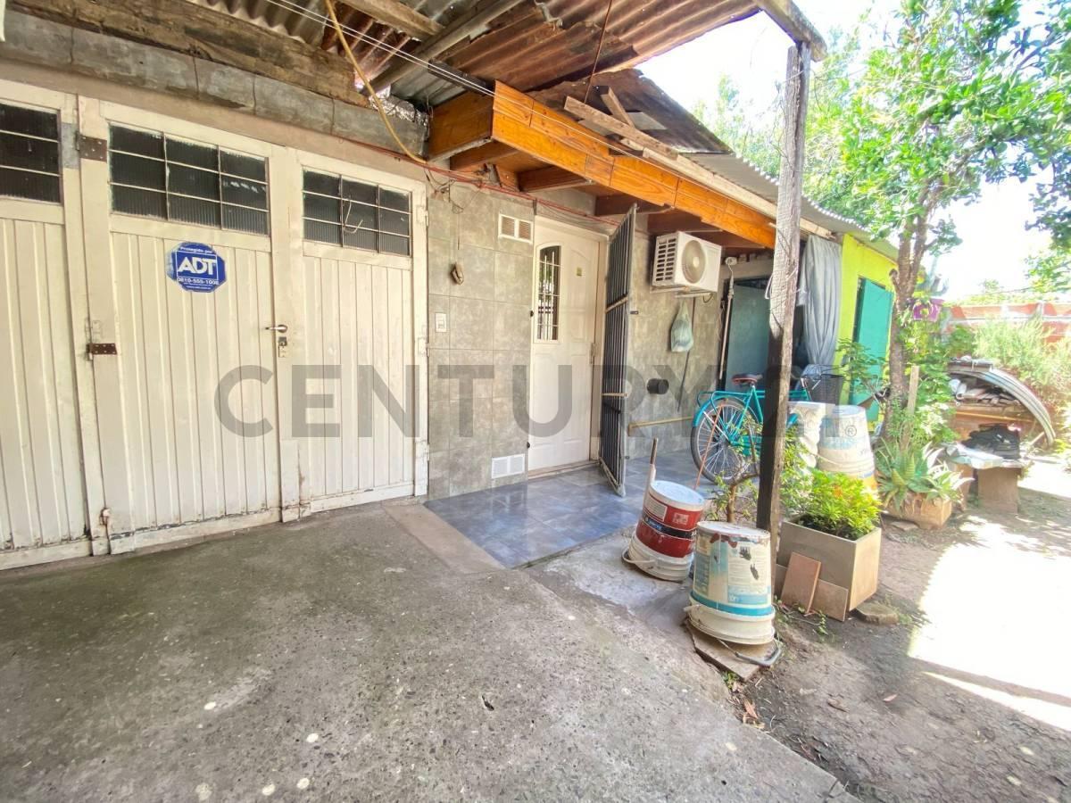 Foto de VENTA CASA 2 DORMITORIOS. COCHERA - PATIO Y TERRAZA, imagen 3