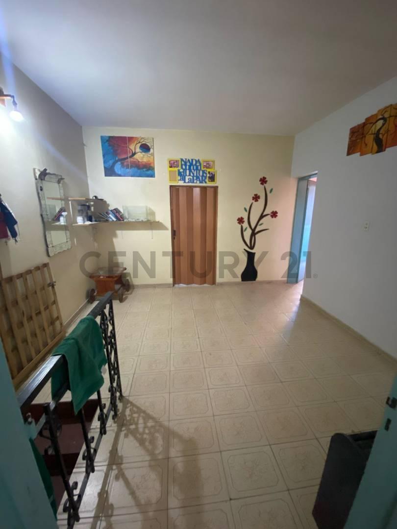 Foto de Venta de Casa de 7 ambientes en Barrio Azcuénaga, imagen 3