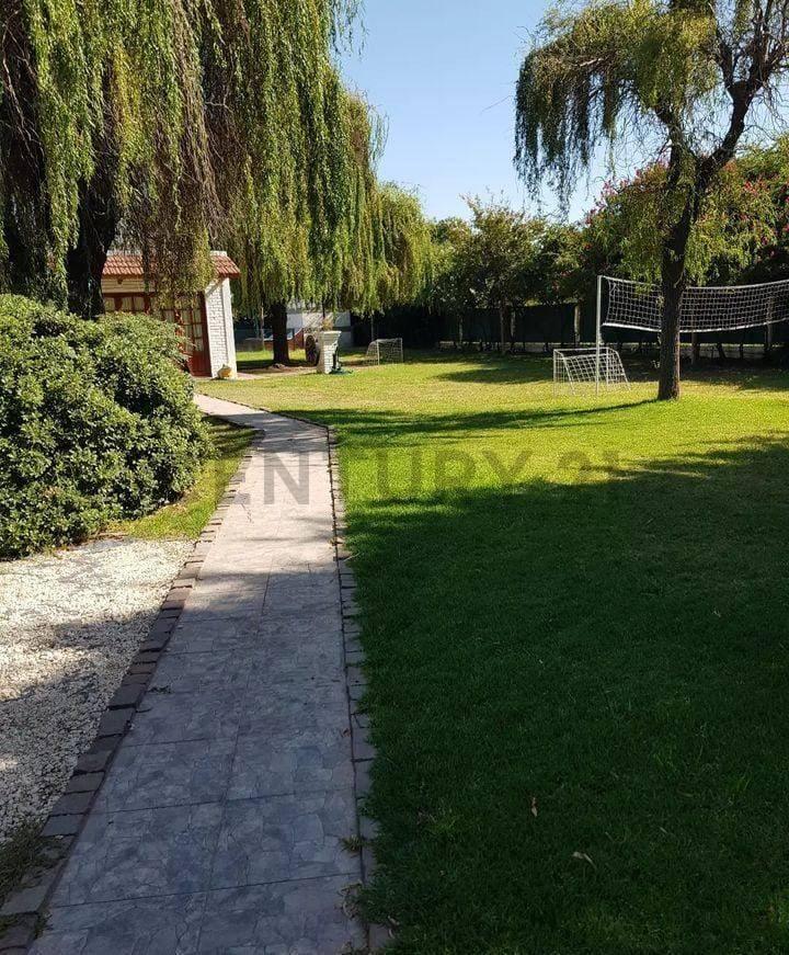 Foto de Venta - Casa con pileta y quincho - Casilda, imagen 3