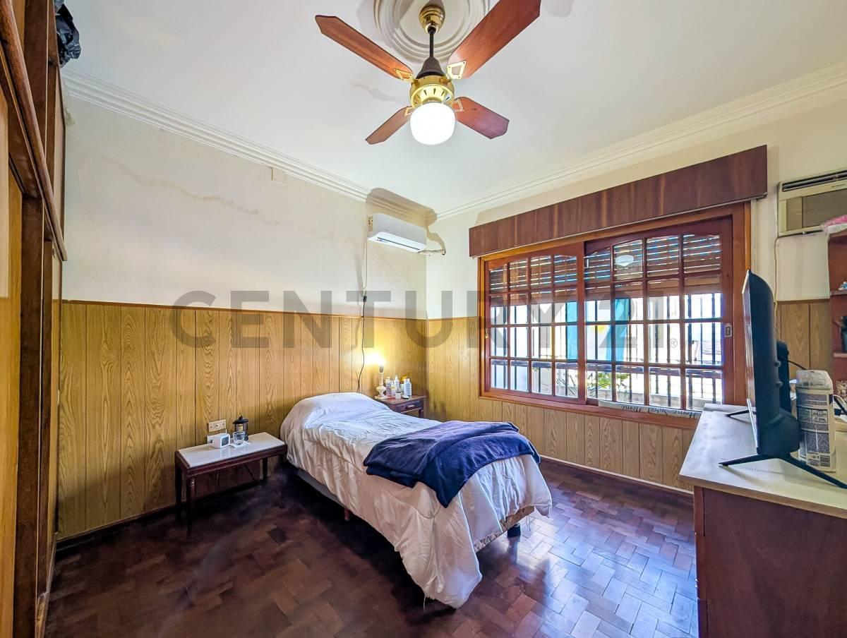 Foto de CASA | 3 DORMITORIOS | QUINCHO | COCHERA| FUNES CENTRO, imagen 3