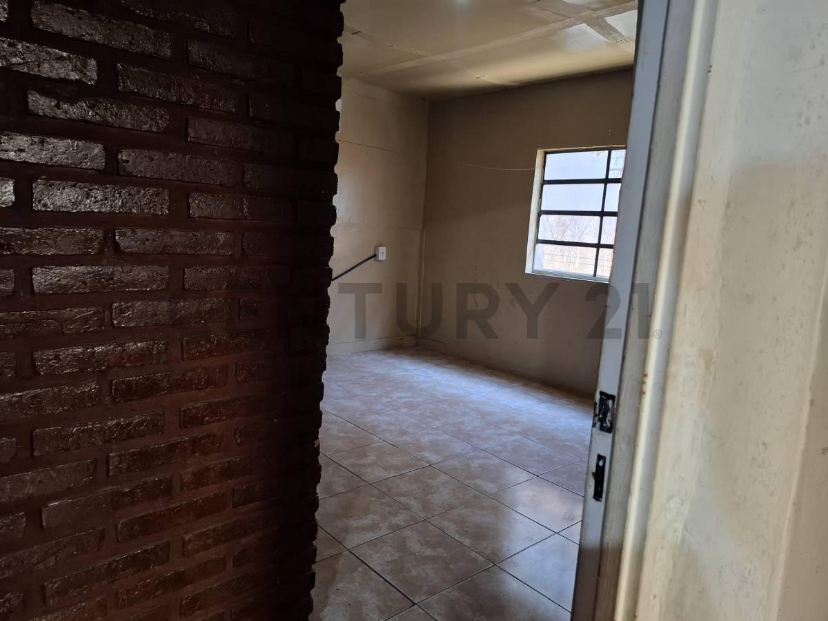 Foto de Casa en venta - 3 dormitorio - Granadero Baigorria., imagen 4