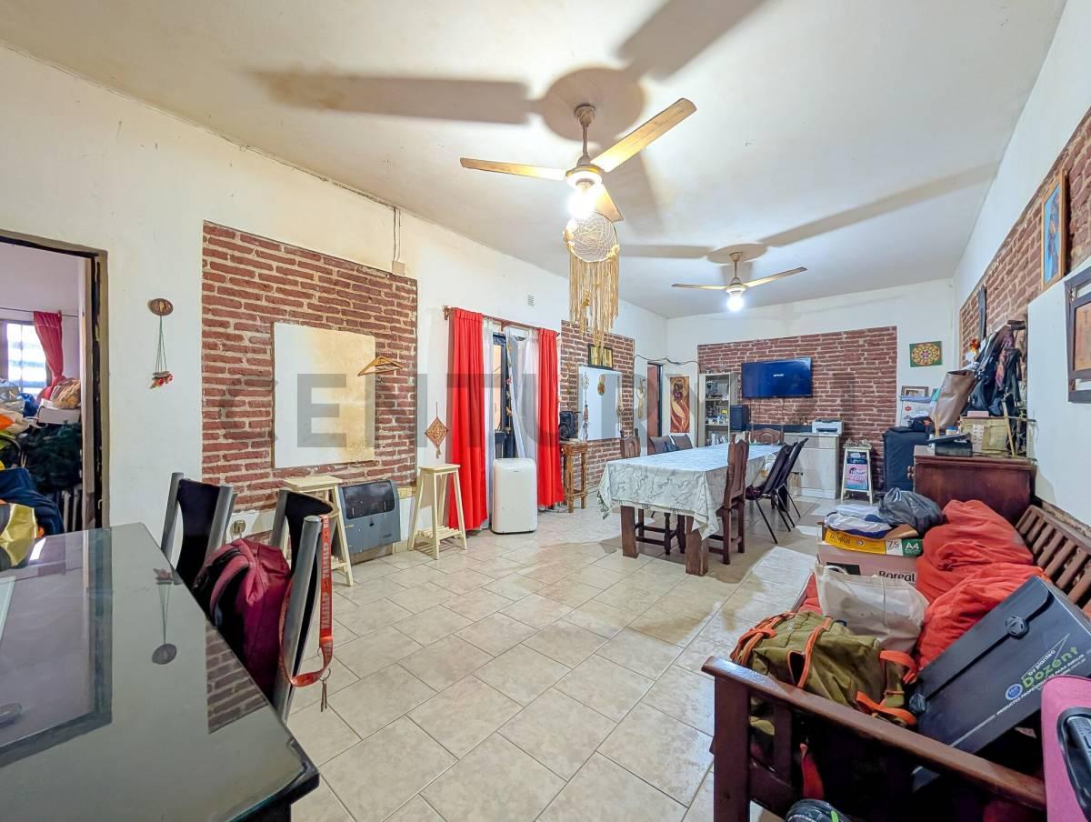 Foto de VENTA CASA 4 DORMITORIOS-PATIO-PARRILLERO, imagen 4