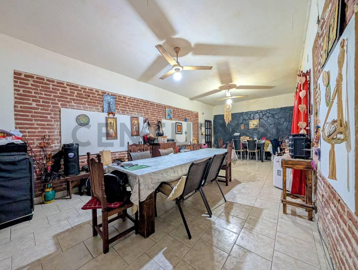 Foto de VENTA CASA 4 DORMITORIOS-PATIO-PARRILLERO, imagen 1