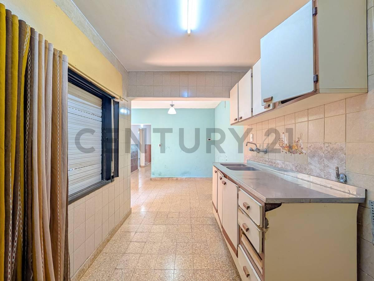 Foto de Venta - Departamento de pasillo - Dos dormitorios - Patio - Parilla, imagen 5