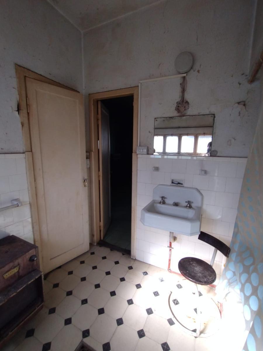 Casona en Unquillo, Pleno Centro, Gran Terreno 1