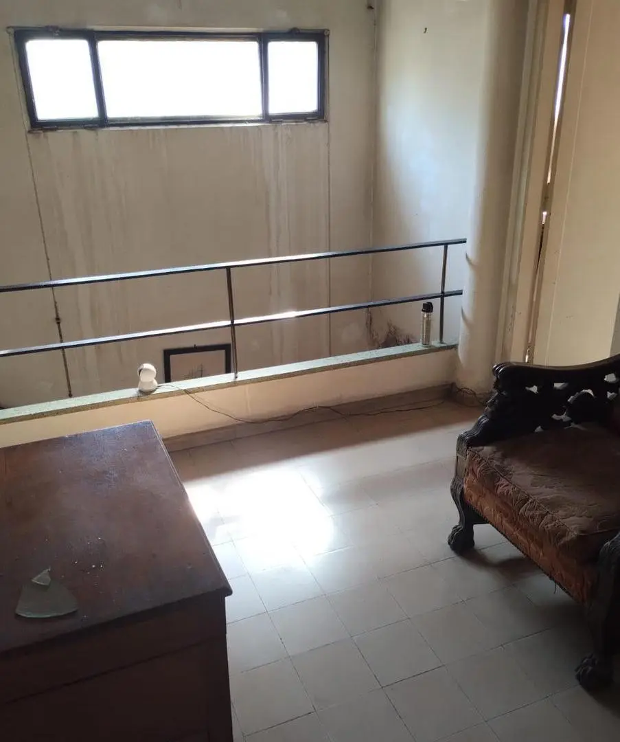 Casona en Unquillo, pleno centro, gran terreno 8