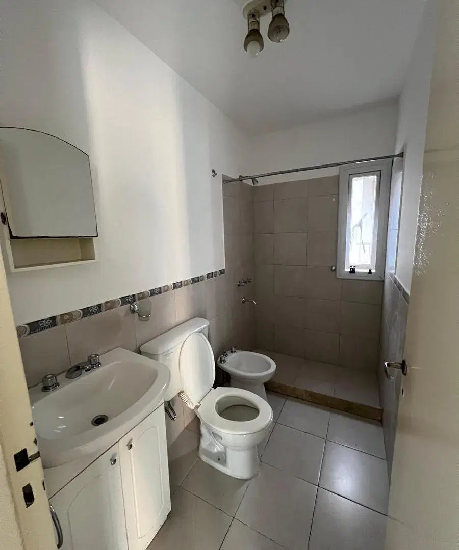 Hermoso departamento en venta en barrio Pueyrredon con dos balcones 4
