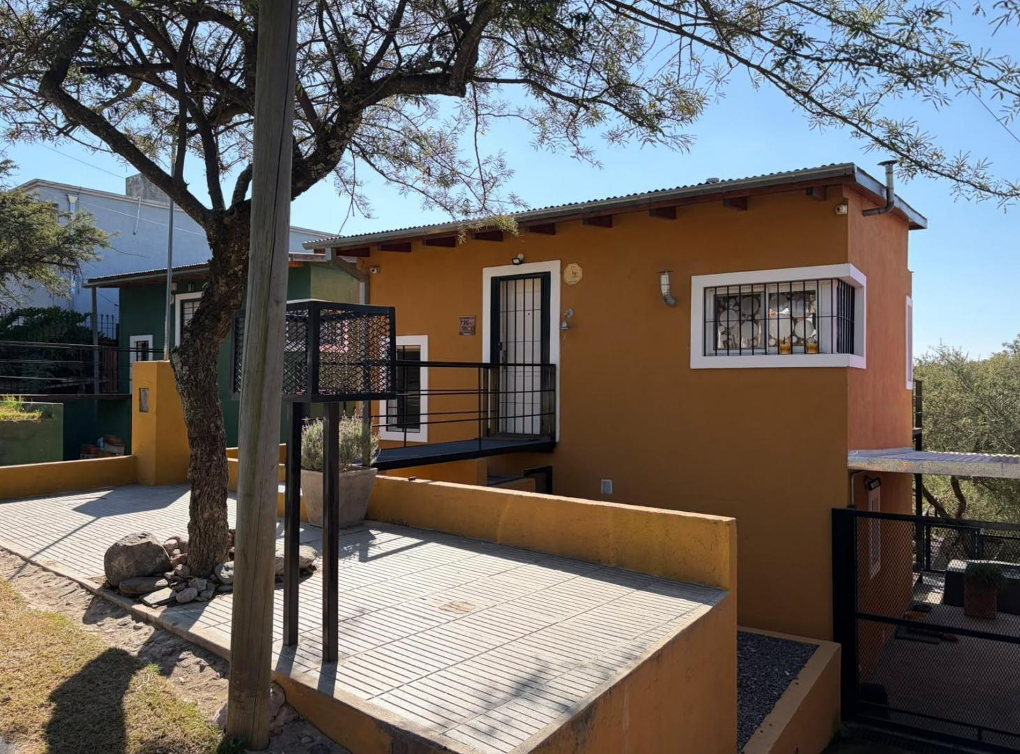 Foto de Duplex de 2 dorm con cochera, jardin, mini piscina y vistas increíbles, imagen 2
