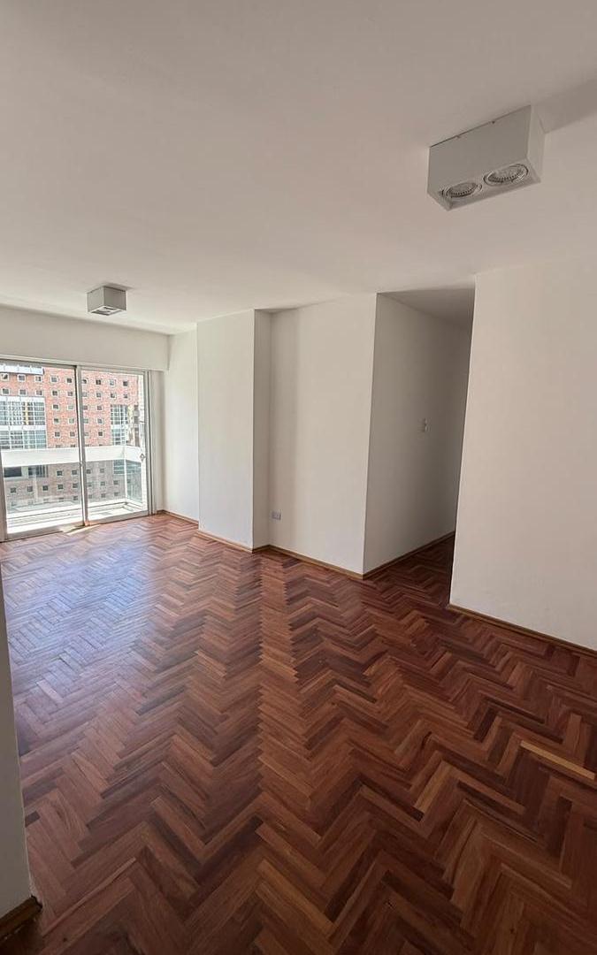 Foto de Hermoso departamento de dos dormitorios con balcón ubicación inmejorable, imagen 1