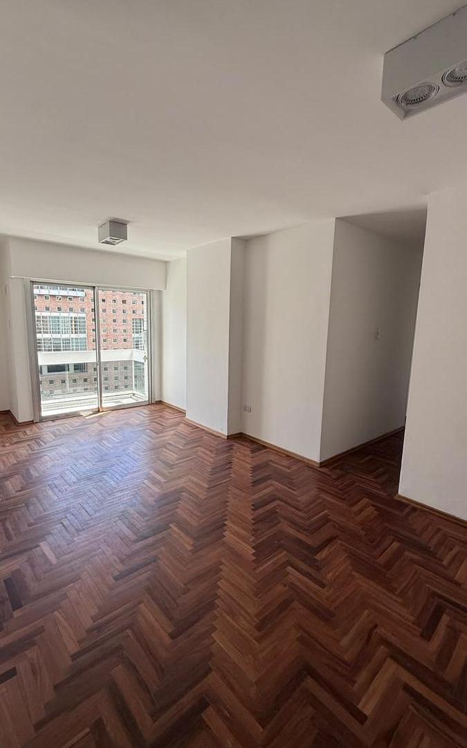 Foto de Hermoso departamento de dos dormitorios con balcón ubicación inmejorable, imagen 4