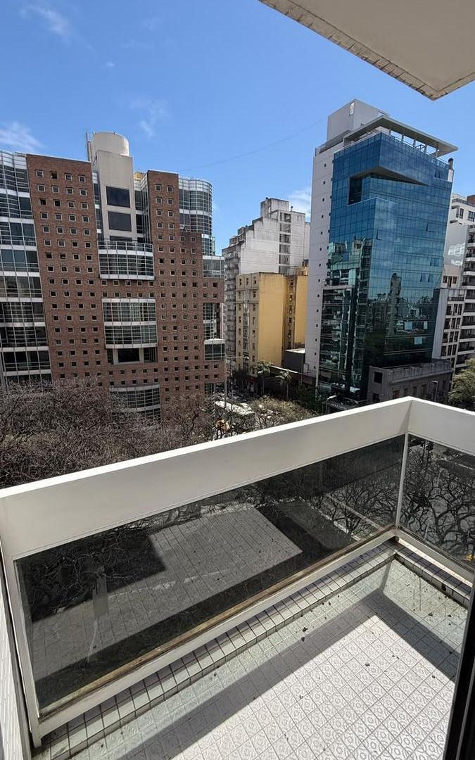 Foto de Hermoso departamento de dos dormitorios con balcón ubicación inmejorable, imagen 3