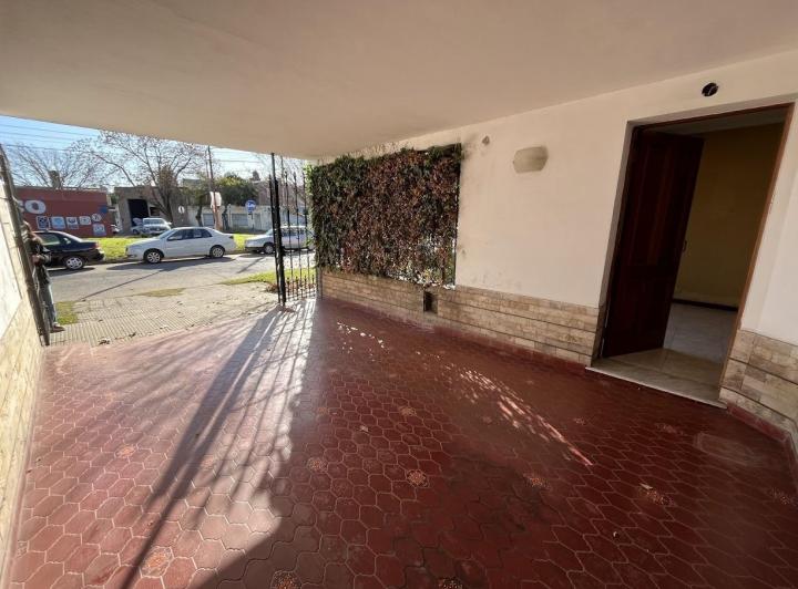 Venta Casa 3 Dormitorios en Villa Gobernador Galvez 5