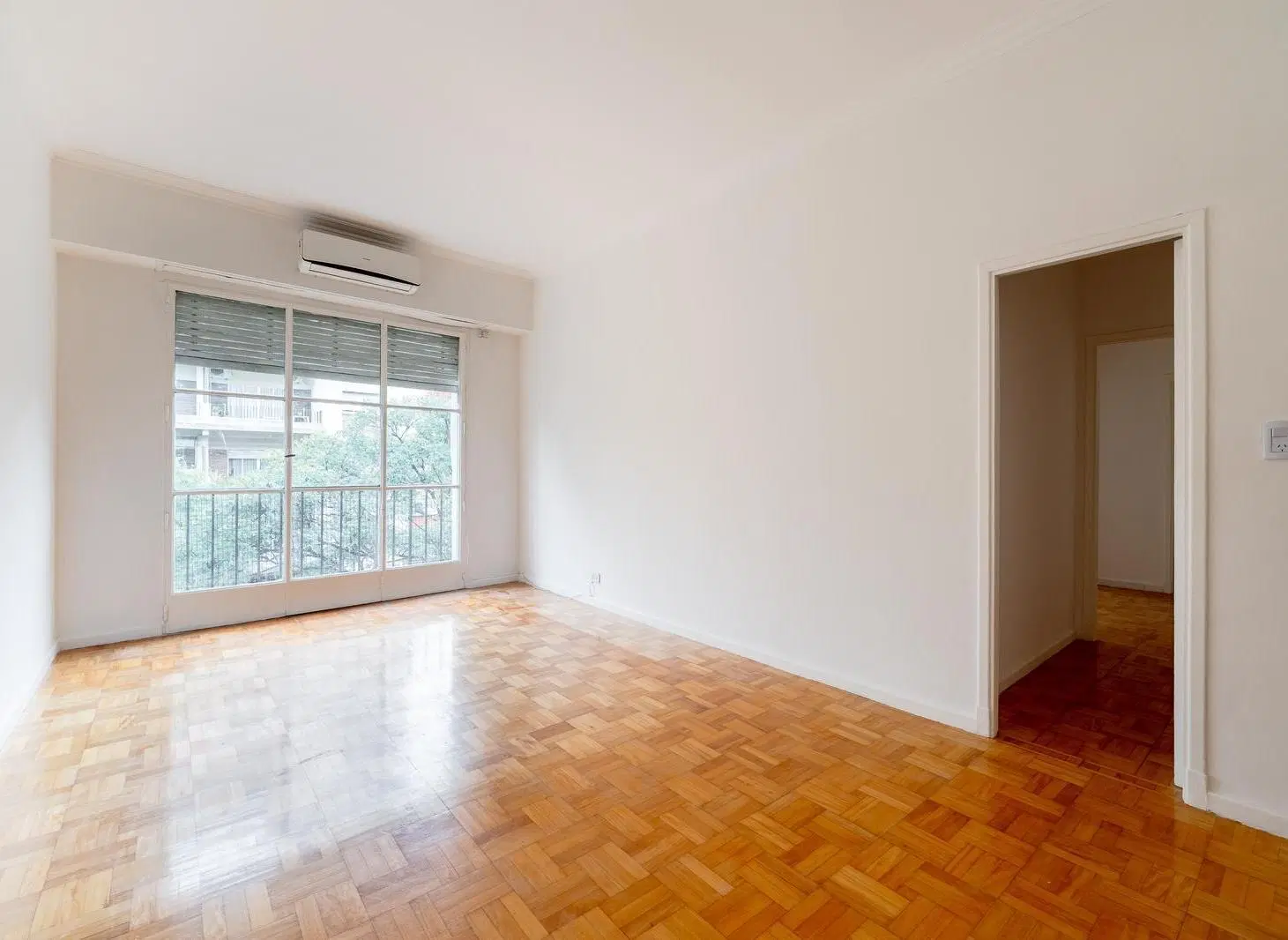 Departamento tres ambientes en Belgrano. Av F Lacroze y 3 de Febrero 5