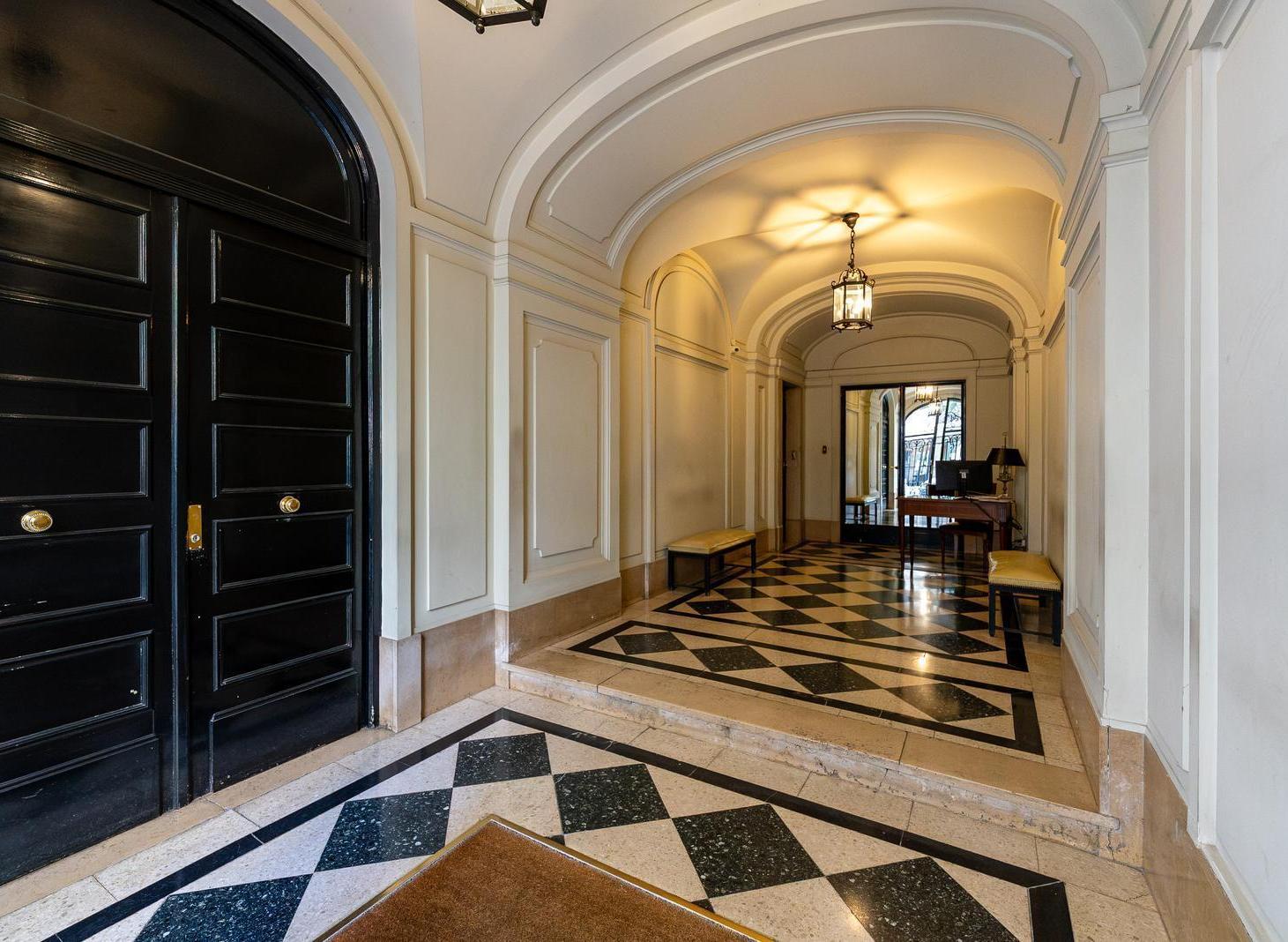 Foto de Departamento en venta 6 ambientes, estilo francés, con balcón y, imagen 1