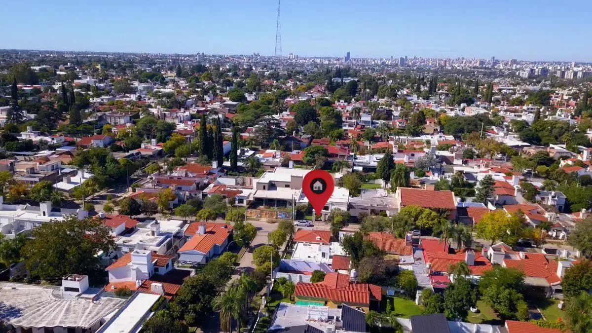 CASA VENTA 3 DORM. 3 BAÑOS QUINCHO PILETA CERRO DE LAS ROSAS 8